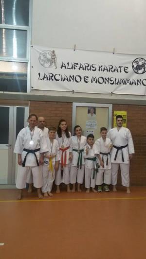 Gli atleti dell'Alifaris Karate Larciano Monsummano