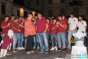 La squadra del Monsummano sul palco alla serata Amaranto sotto le stelle