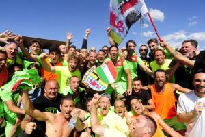 La squadra del Lazise Campione d'Italia calcio a 11 Open