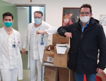 Gli Studi Odontoiatrici Buongiorno insieme a Shoemakers Basket donano le mascherine all'Ospedale San Jacopo di Pistoia