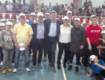 Alle scuole primarie si festeggia il progetto Scuola & Sport  Alle scuole primarie si festeggia il progetto Scuola & Sport