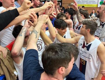 Salvezza conquistata! Gli Shoemakers compiono l’impresa contro Wolf Basket Pistoia Salvezza conquistata! Gli Shoemakers compiono l’impresa contro Wolf Basket Pistoia