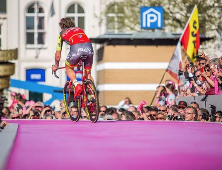 Giro d'Italia: è partita l'avventura Rosa della Wilier-Triestina