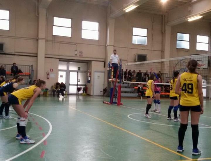 Under 16: Pistoia Volley La Fenice - Pallavolo Buggiano 3 - 0 (25/18 - 25/21 - 25/17).