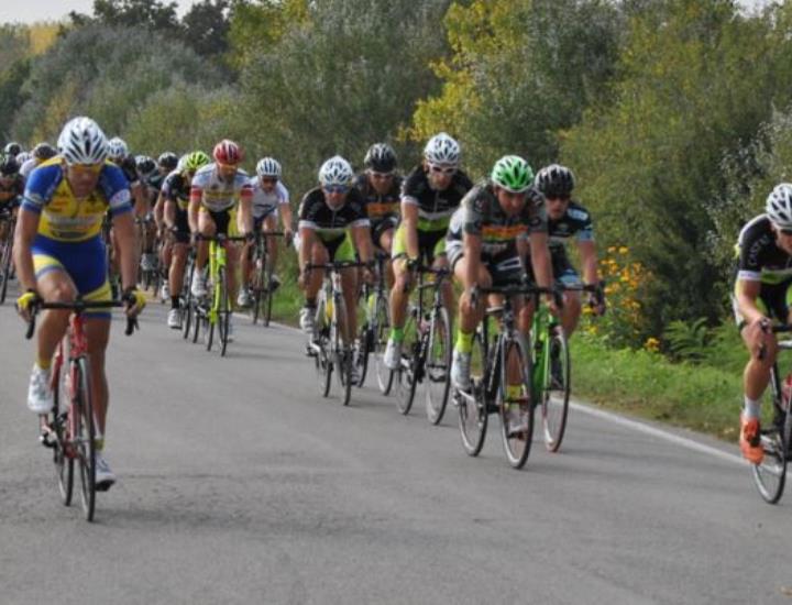 150 i cicloamatori a Galleno per 21° Giro dei Due Comuni.