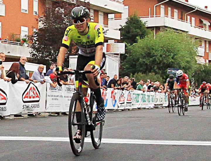 Francesco Della Lunga (Gs Stabbia Ciclismo) al Team Colpack